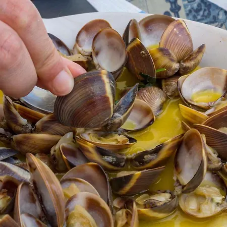 A74 - Rua Do Canal 1 Bed Flat Lägenhet *