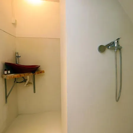 شقة A74 - Rua Do Canal 1 Bed Flat لاغوس